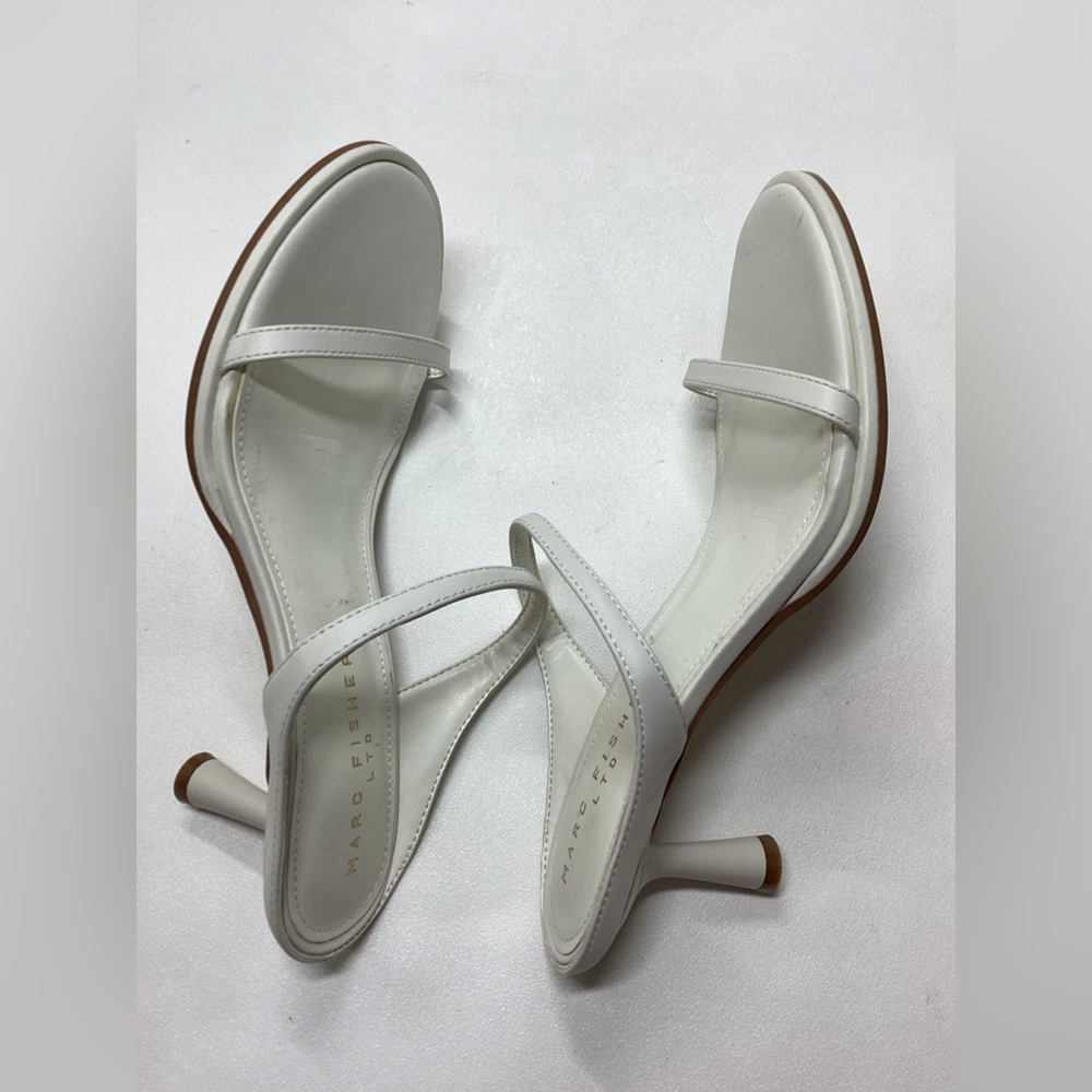 Marc Fisher LTD Alonde kitten heels  white Sandals - Picture 10 of 15